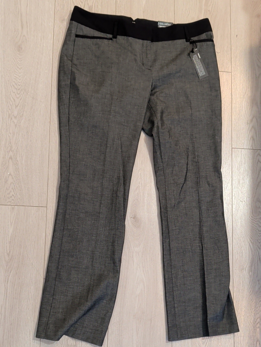 Retail $80 Express Columnist Barely Boot pants